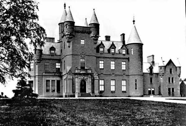 Buchanan castle